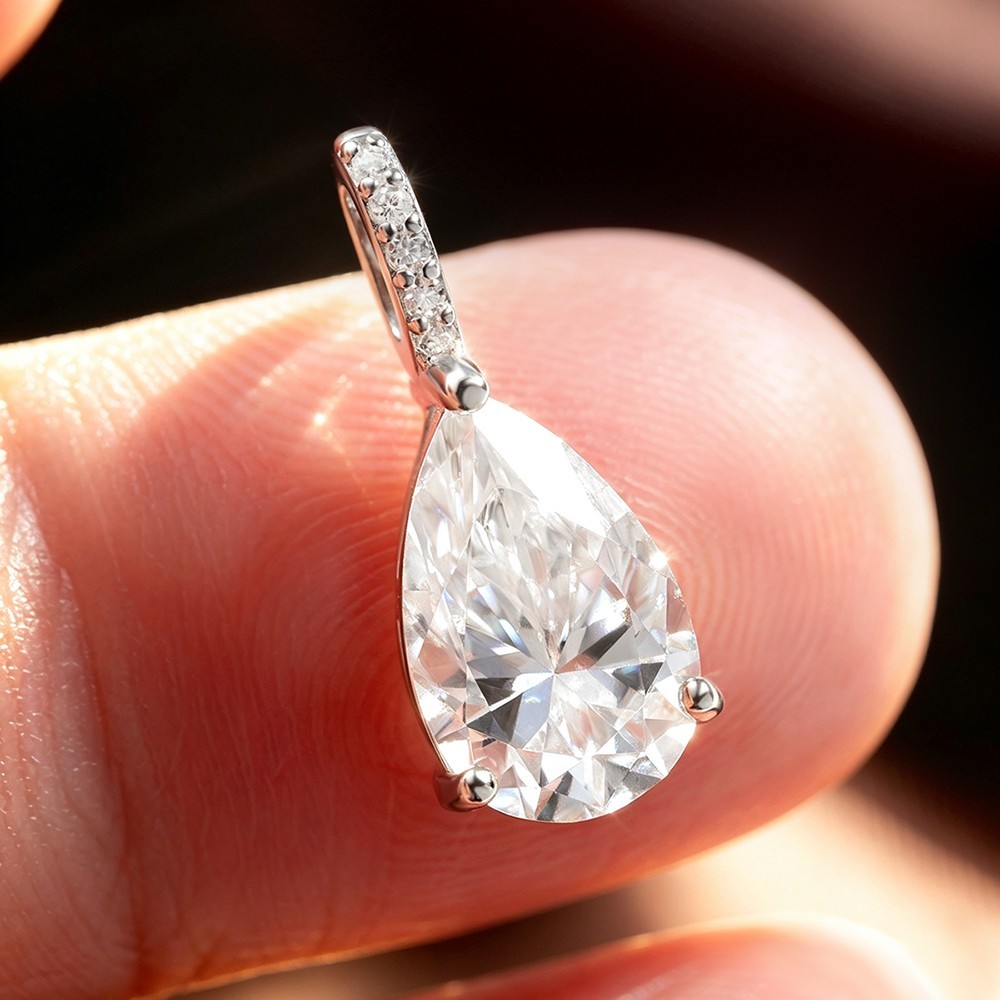 2/3ct Real Pear Cut Moissanite Pendant Necklace 925 Sterling Silver Women Chain