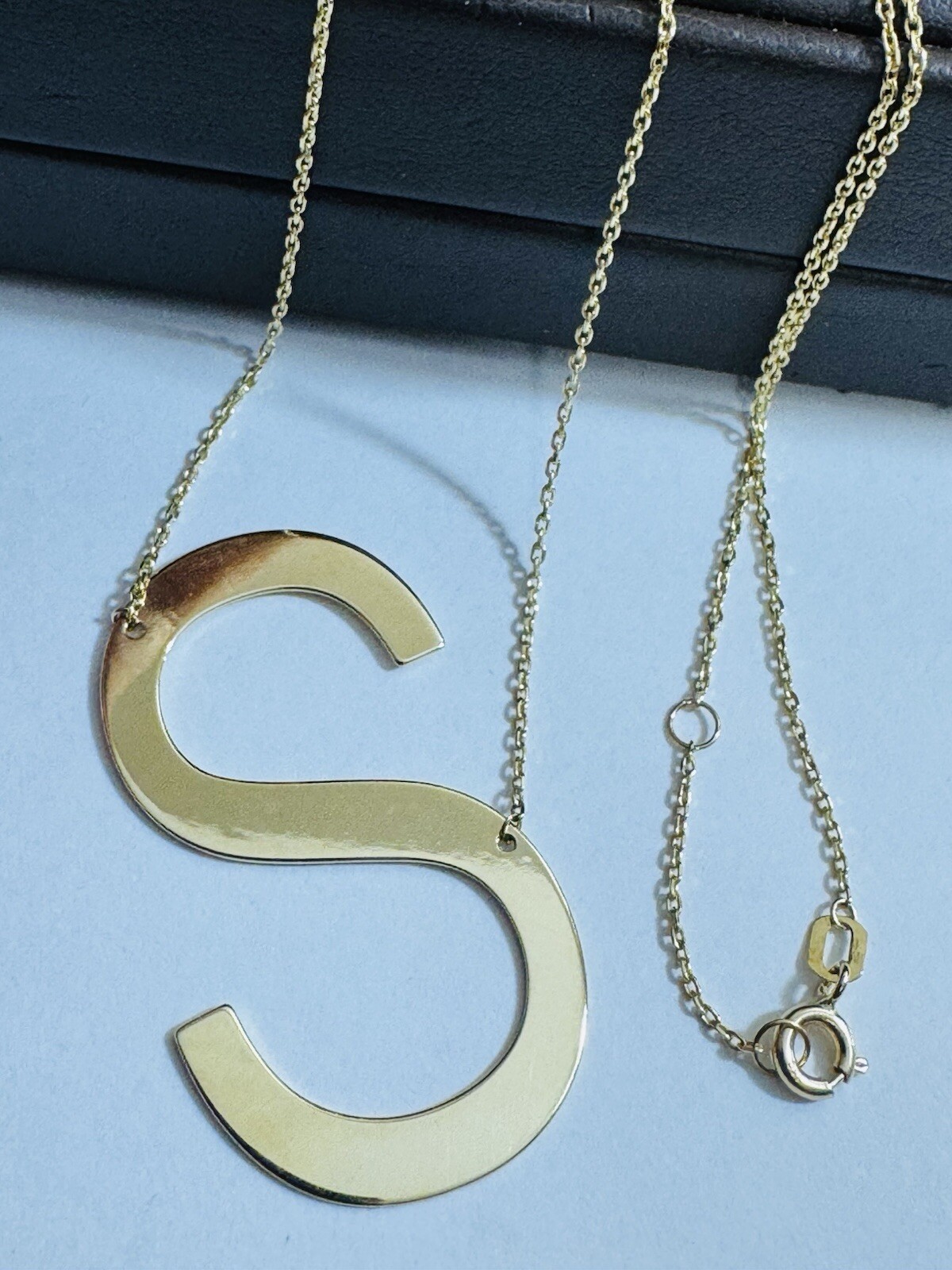 18K 750 Fine Pure Gold Letter S initial Necklace 16.5/17.5” Long 1mm 4.2g