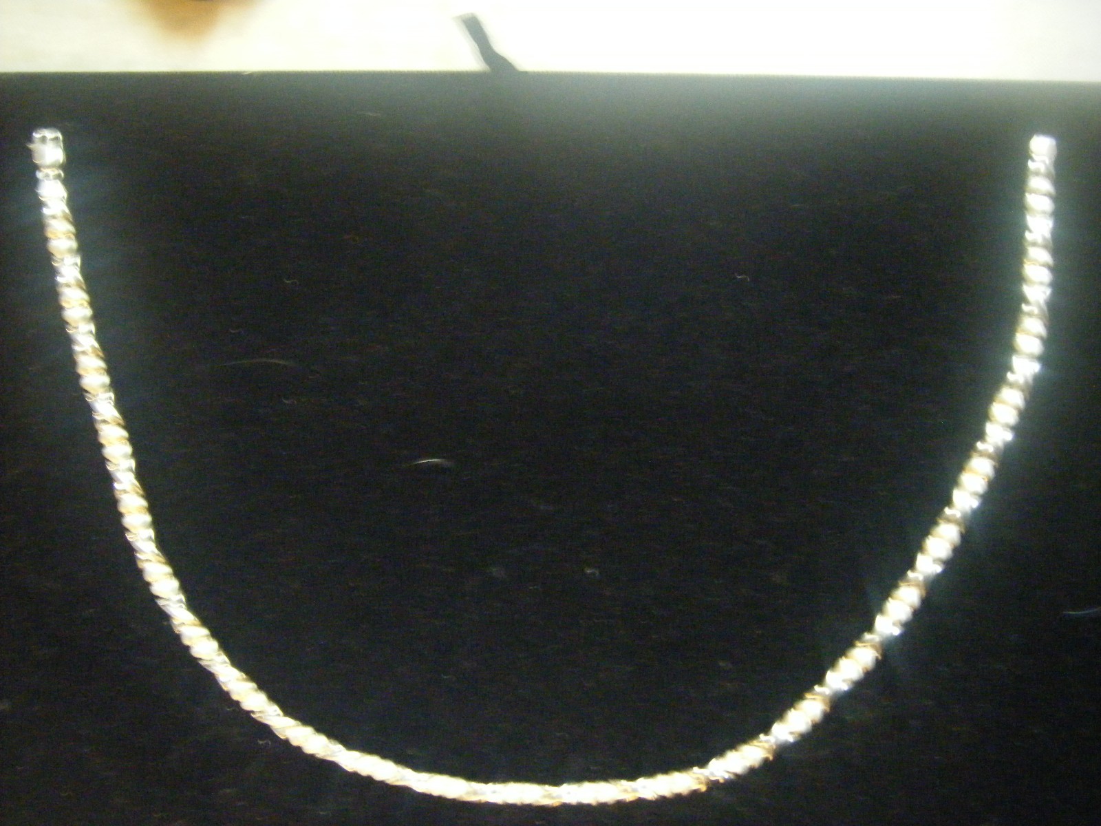 .925 Sterling Silver Necklace 17 1/2-inch 9.53mm or 3/8″ wide 11grams