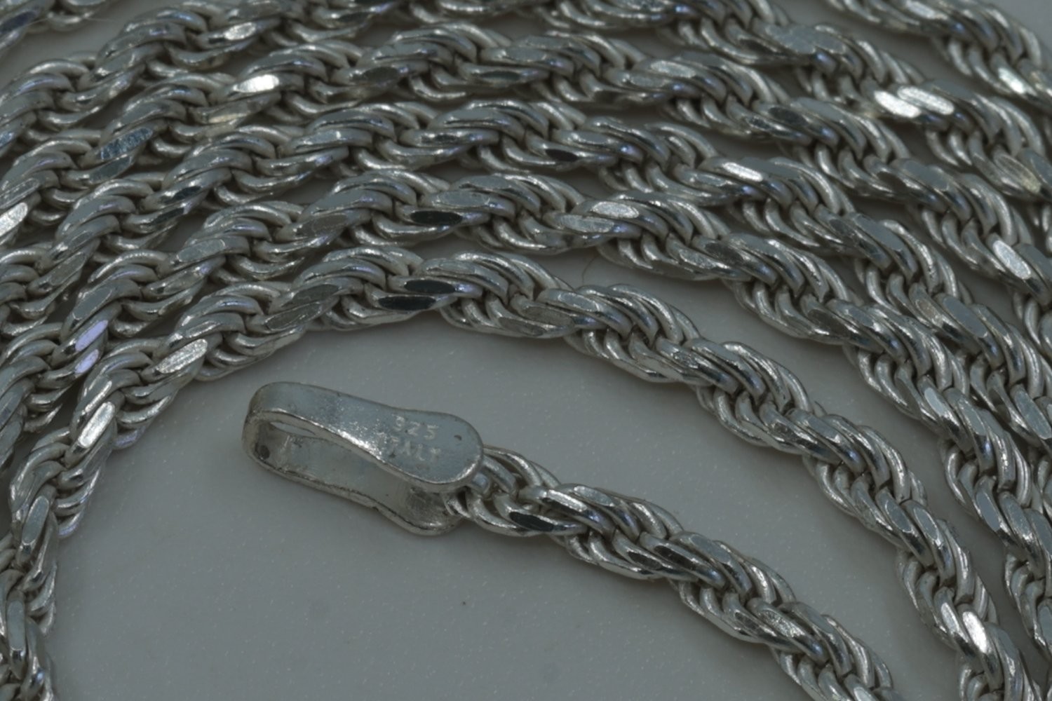 Vintage Sterling Silver Rope Chain Necklace 925 Italy 30 Inch 8.83g Diamond Cut