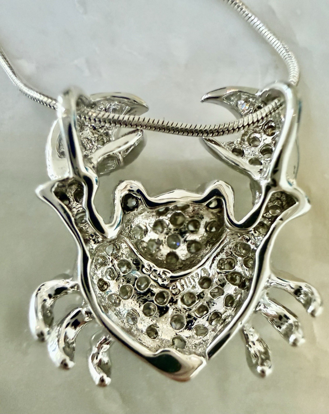 Elegant 925 Sterling Silver Crab Pave Crystal-Glass Pendant w/ 925 Chain 18-19″