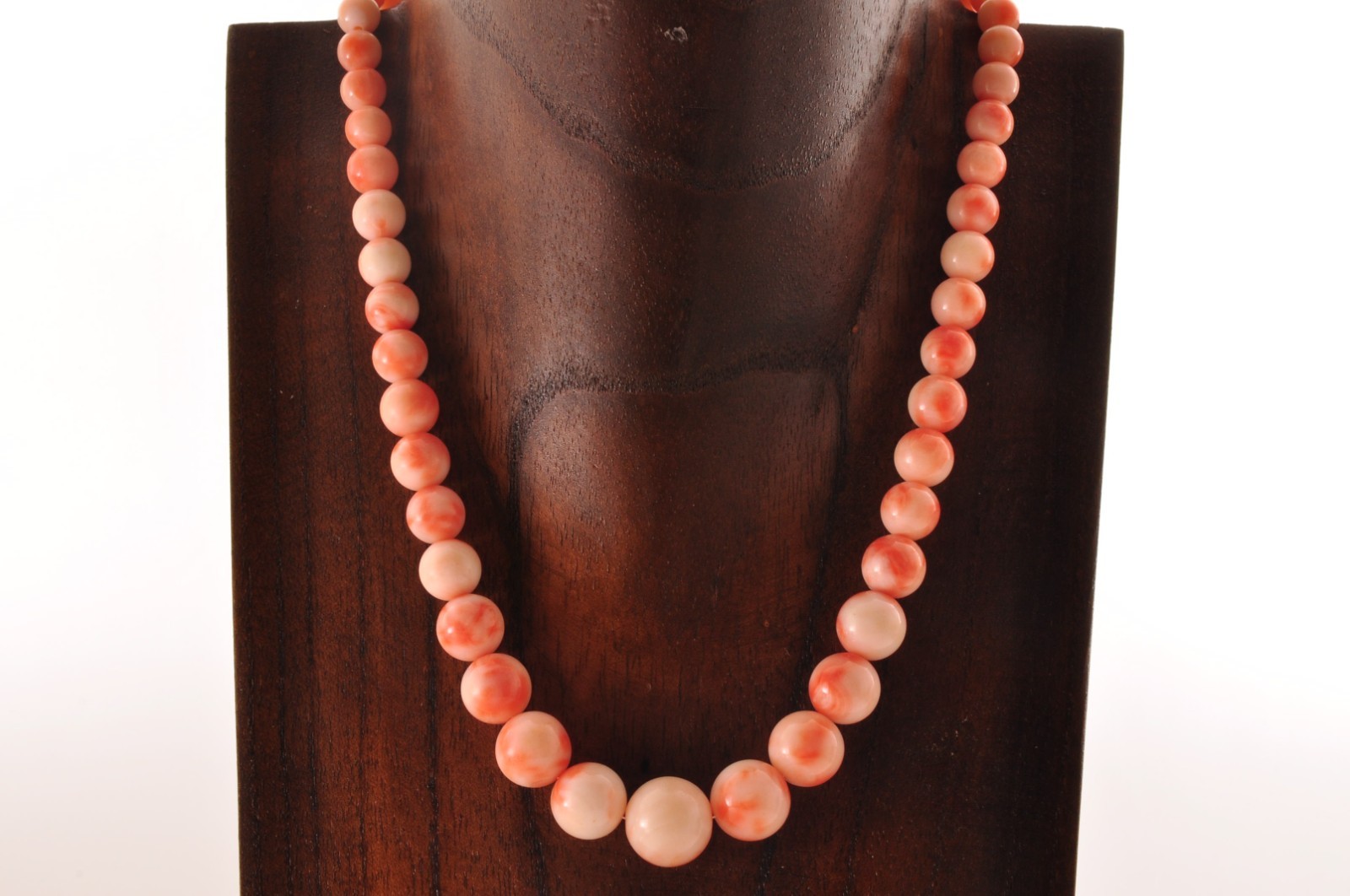 Angel skin coral Necklace and rose earrings set (17.3in 255ct) and Certificate.
