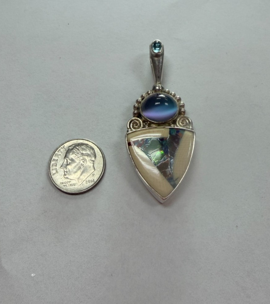 SAJEN Shield Design Drop Pendant with Multi Stones [076DuW]