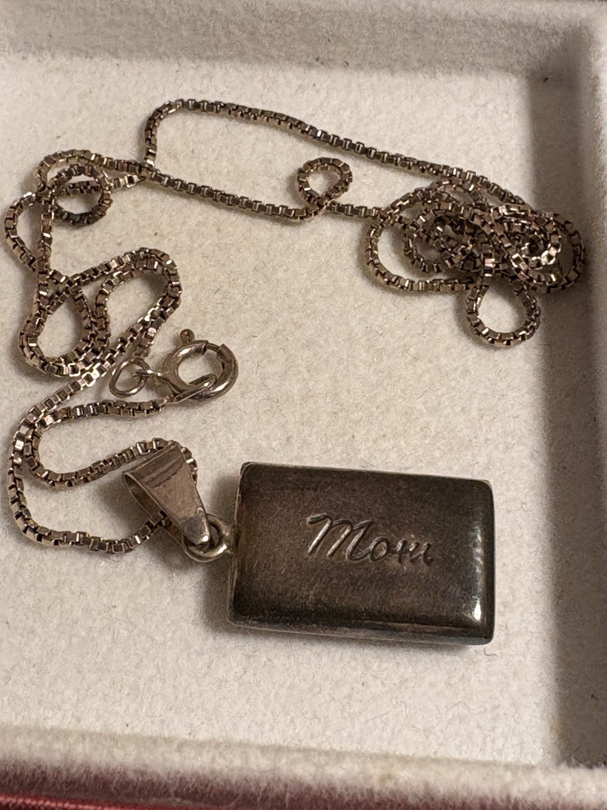 VTG Letter To Mom Sterling Silver Pendant Necklace Original Box Cross Brand 18”