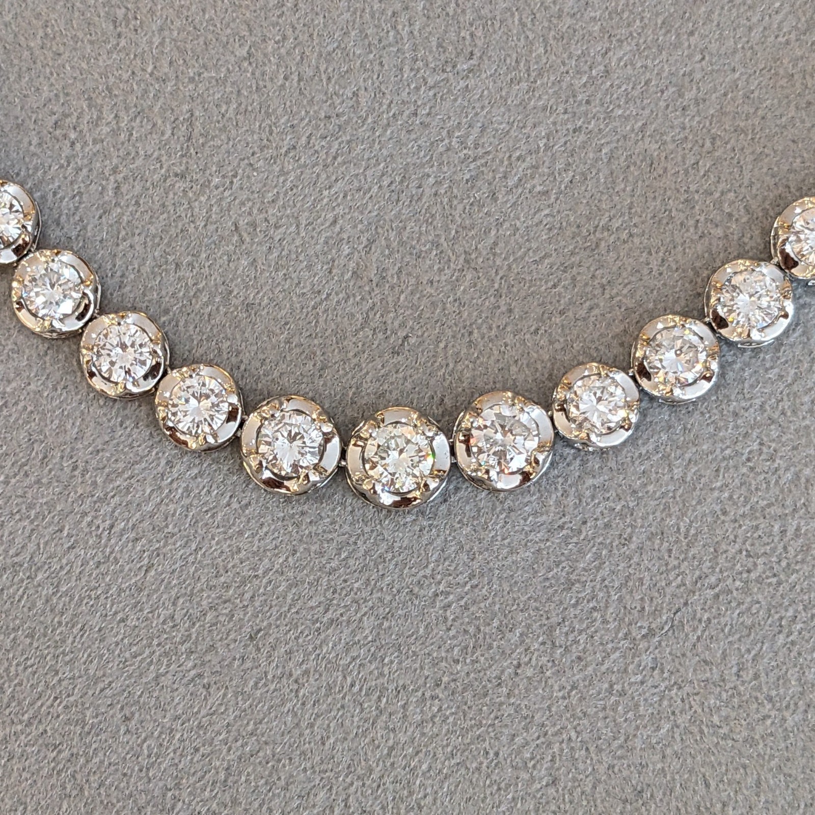 10.01 cttw Natural Diamond Graduated Tennis Necklace in Platinum – HM2816ZI