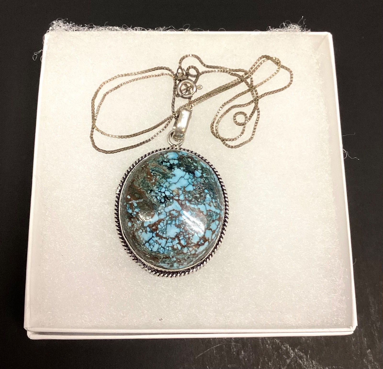 .925 Sterling Silver Turquoise Stone Pendant Necklace 18 Grams