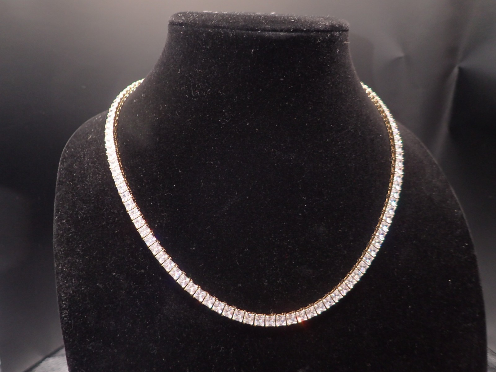 Radiance by Absolute 20″ 4mm Princess Magnetic Clasp Tennis Necklace