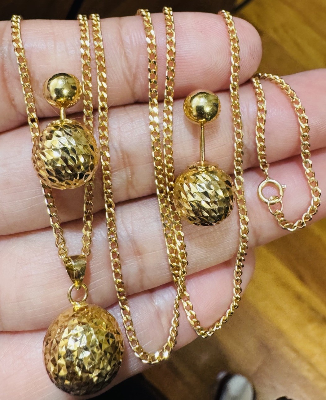18K 750 Real Fine Gold Women’s Balls Earring & Necklace 23.5/24” long 10.4g 2mm