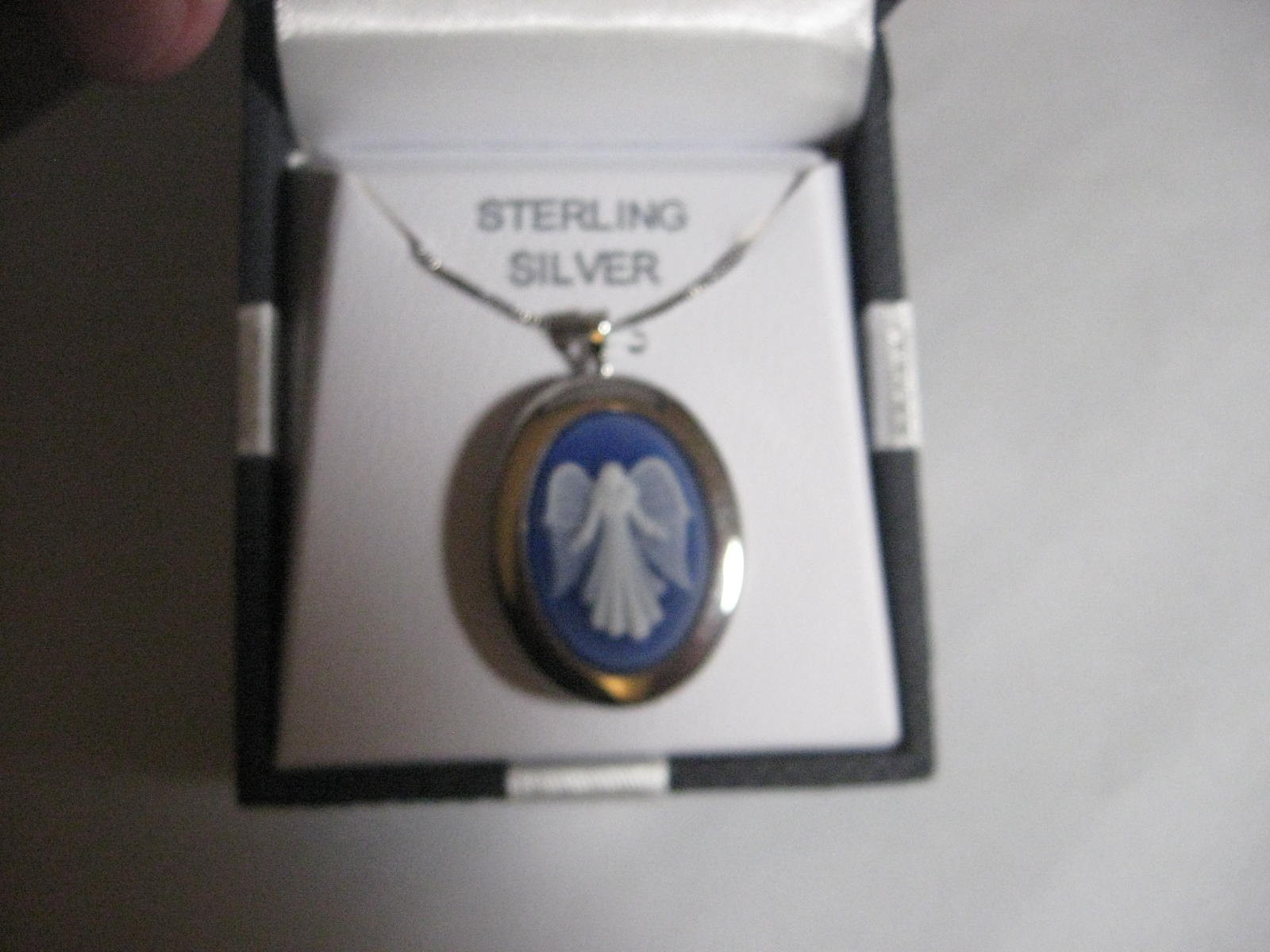 Sterling Silver SS Resin Angel Locket 18″ in original gift box with retail price