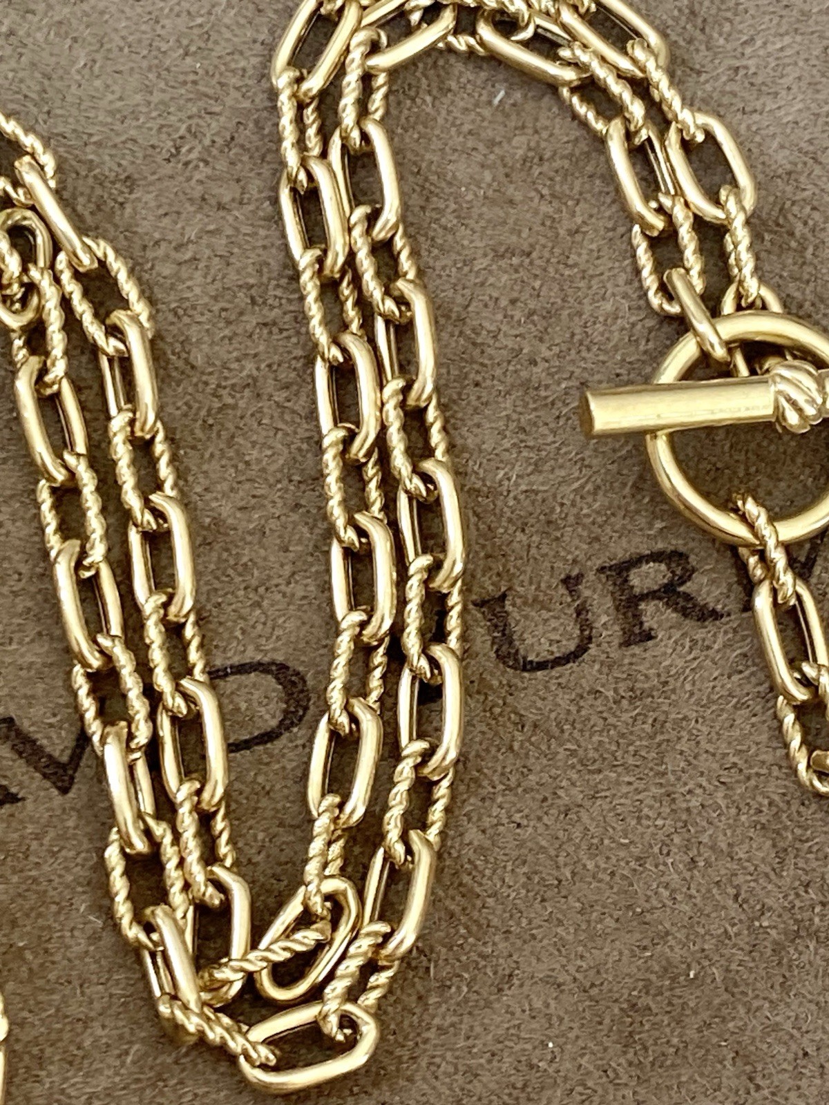 David Yurman 18K Gold Madison Necklace 3mm 17” Toggle 3 Ring Amulet Holder $4400