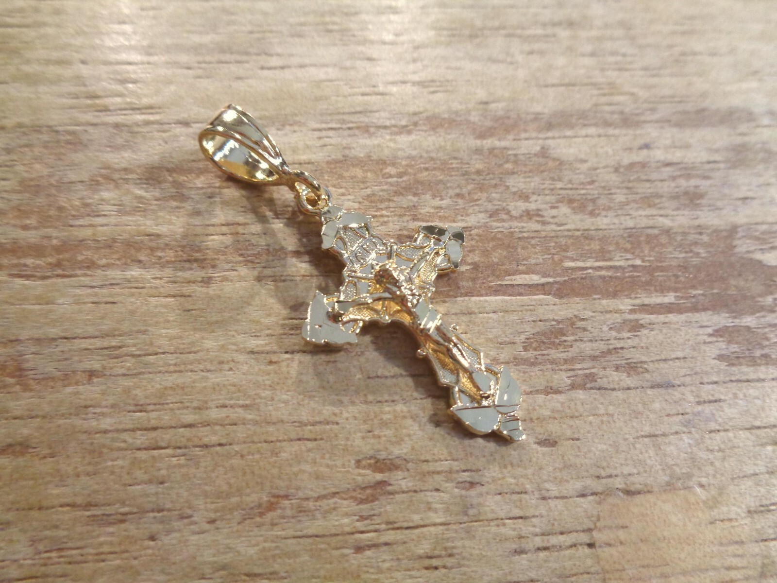 23.5MM SML 14K YELLOW GOLD-PLATED 925 STER SILVER DIAMOND-CUT INRI CROSS PENDANT