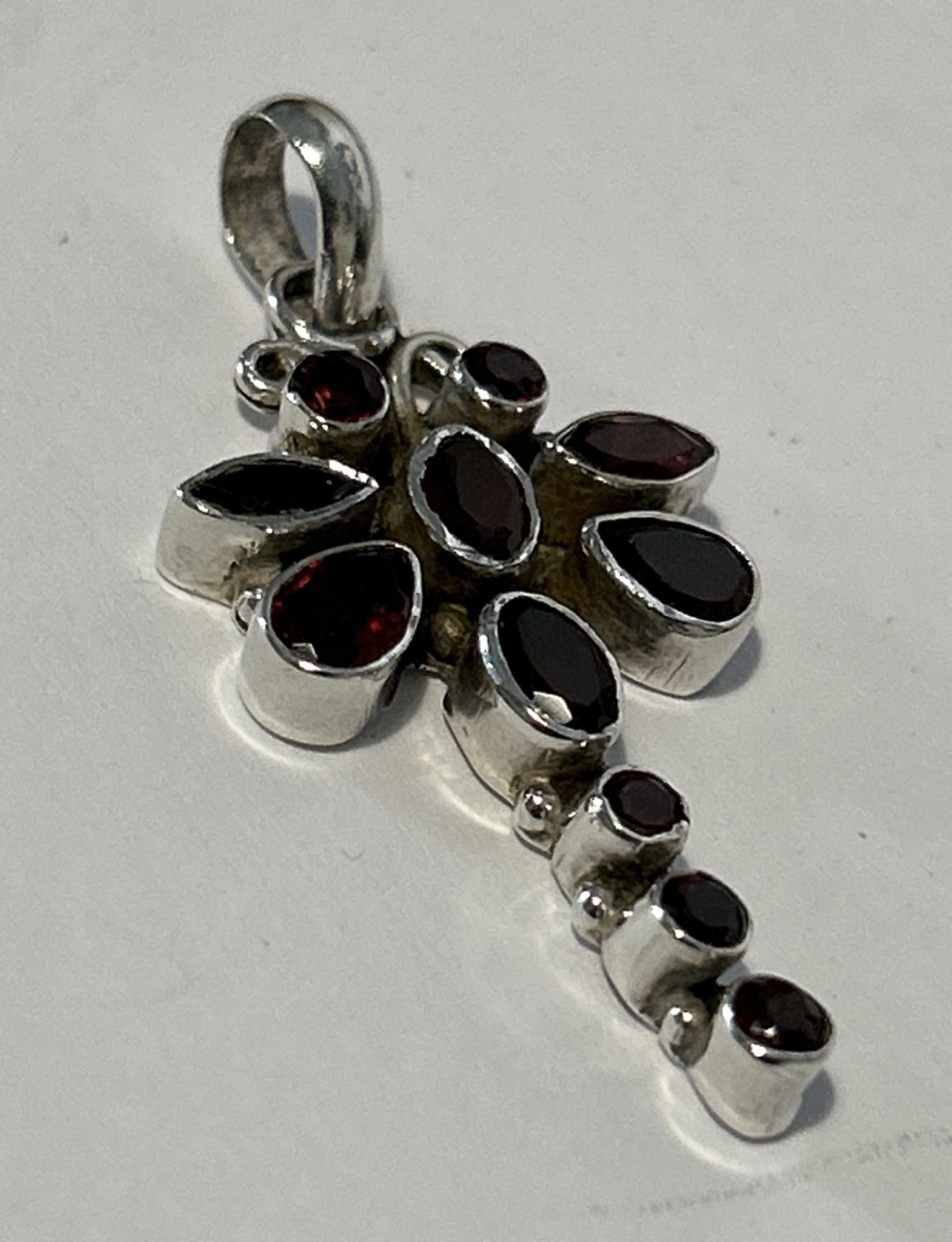 Vintage Sterling Silver & Garnet 4.1cm Long Pendant (4.14g)