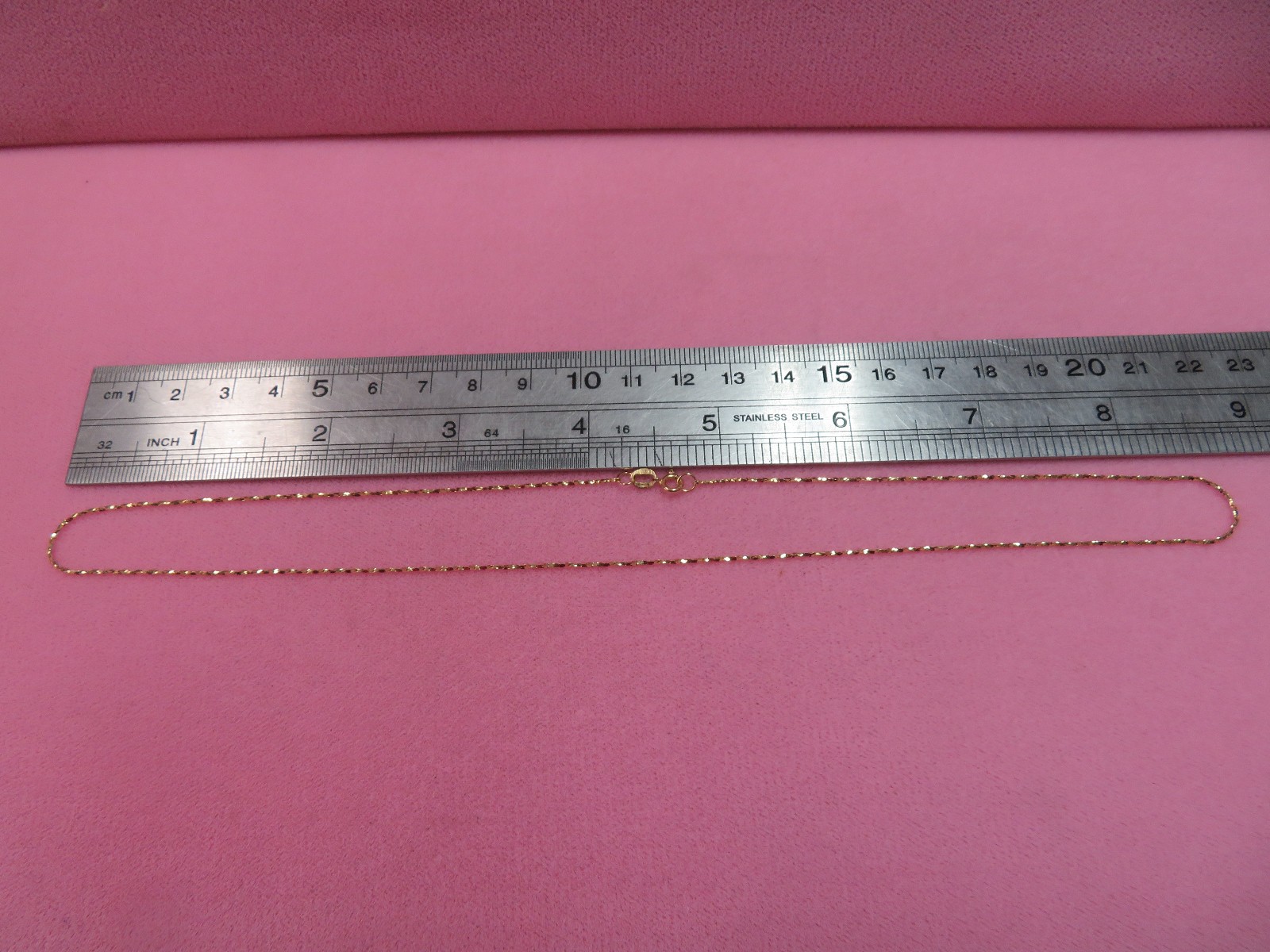 17.75″ Italy 14K Solid Y. Gold Twisted Flat C Link Chain Necklace 2 Grams