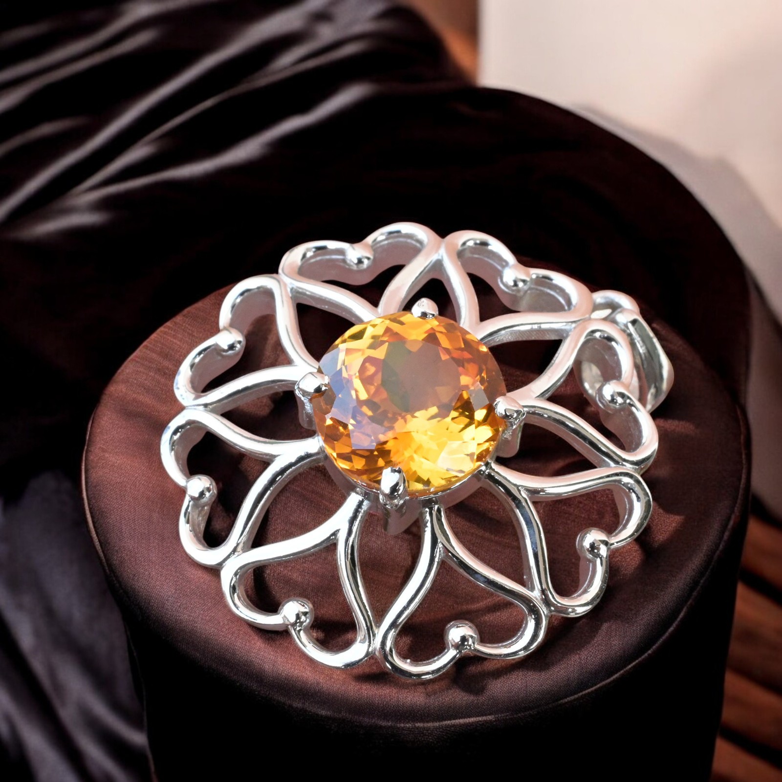 Certified Orange Sapphire 32 Ct Flower Shape Pendant 925 Sterling Silver MG002