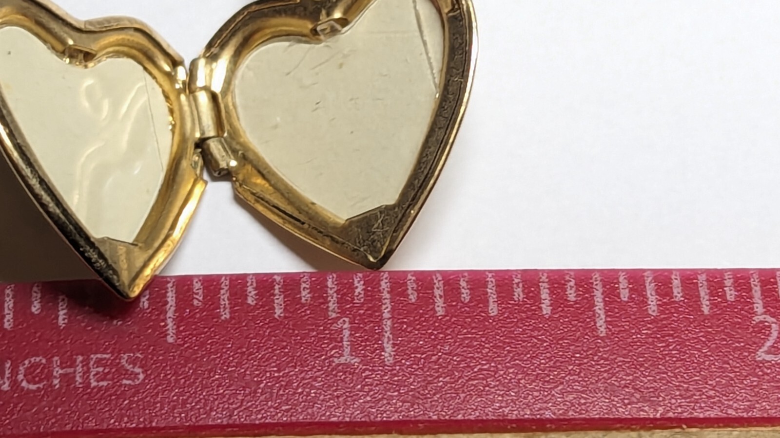 VINTAGE 14K YELLOW GOLD HEART PHOTO LOCKET ROSE HALLMARKED SIGNED 14K TK TRU-KAY