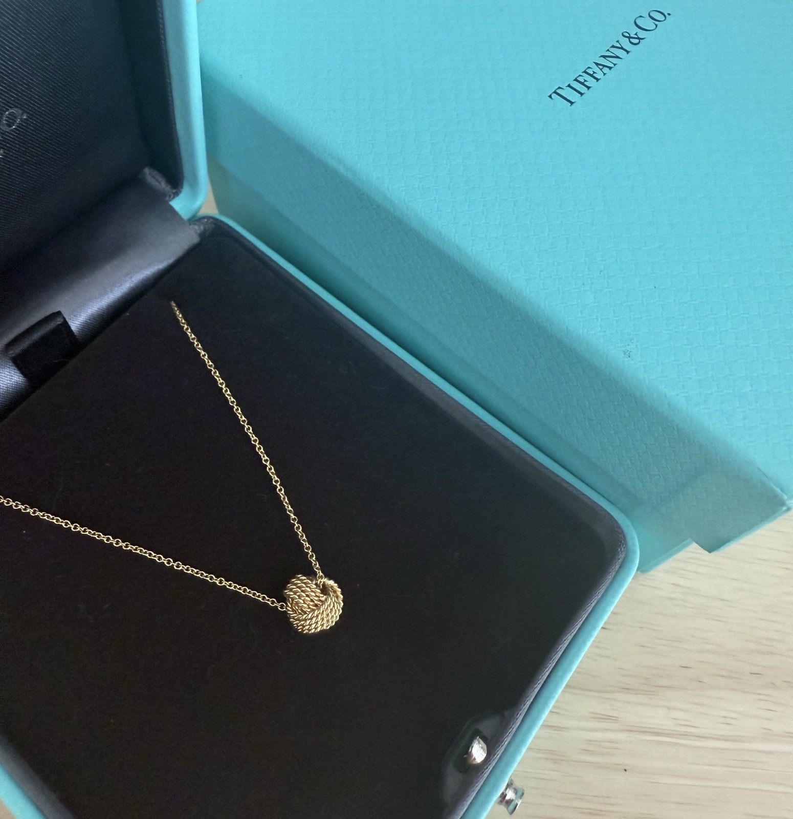 Tiffany & Co 18k Yellow Gold Mesh Twist knot Bead Ball Necklace 16”