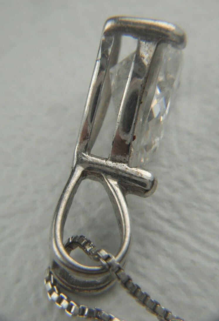 925 Teardrop Swarovski Pendant 925 1.51g Box Chain 18.5″ Spring Ring Clasp