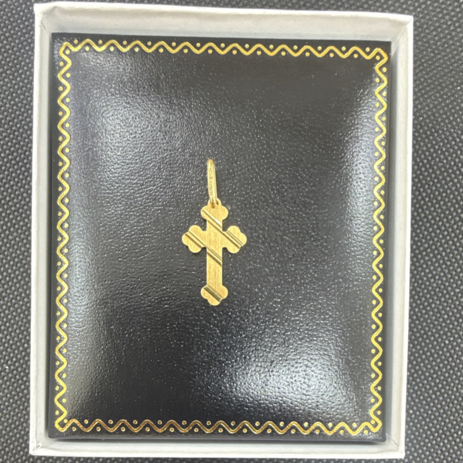 Yellow Gold 14k 1.00 gm cross pendant charm religious gold material cross shape