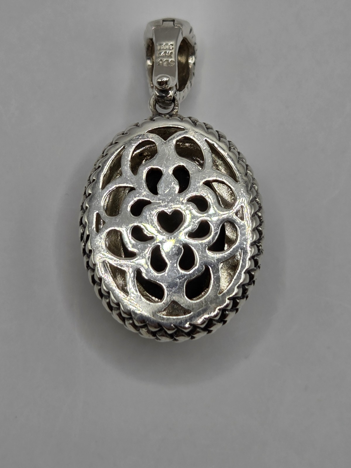 925 Sterling Silver Oval Black Onyx With 14k Bezel Set Pendant