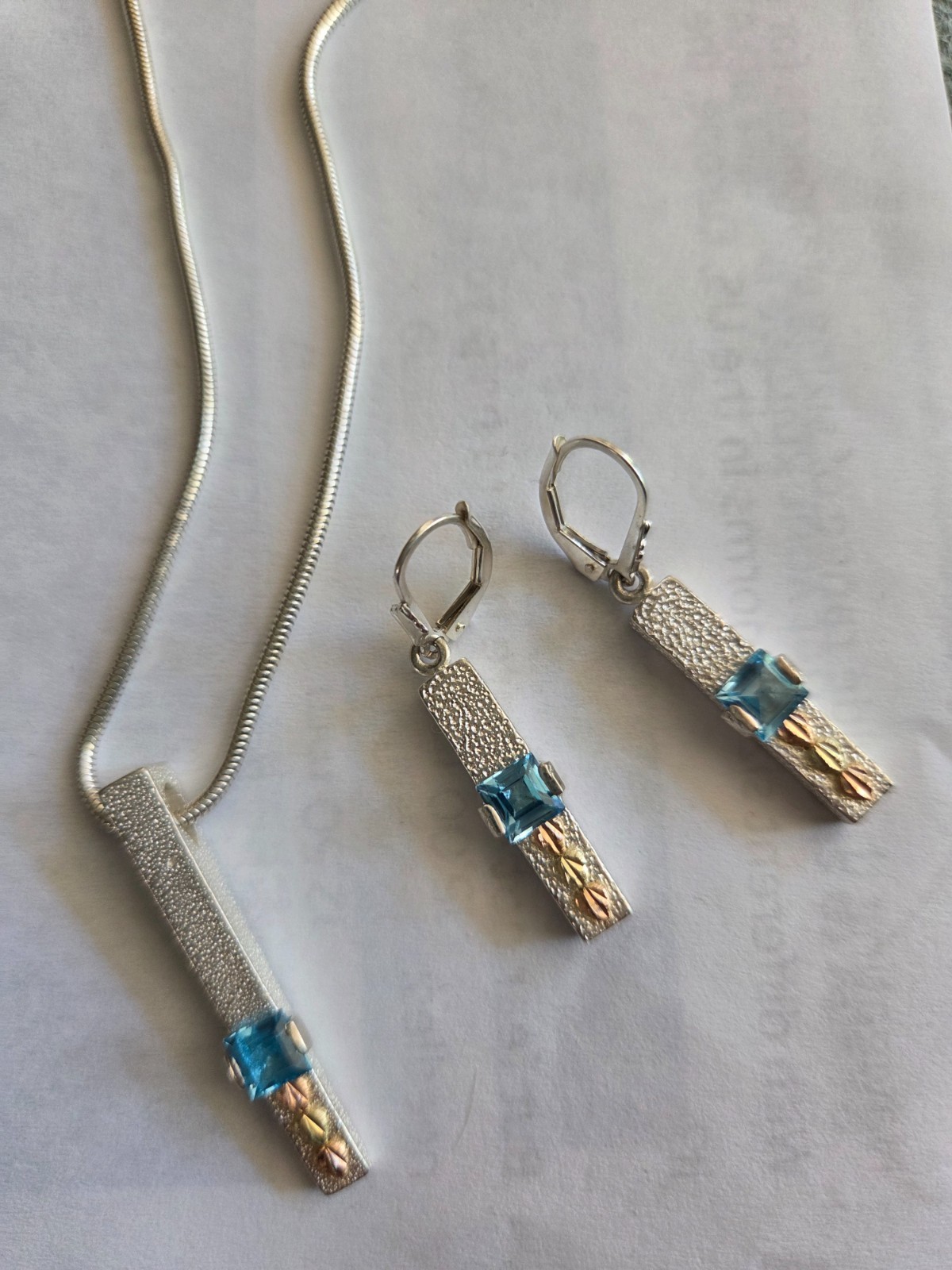 Landstroms Black Hills Gold Pendant Blue Topaz Sterling Silver Necklace + Earrin
