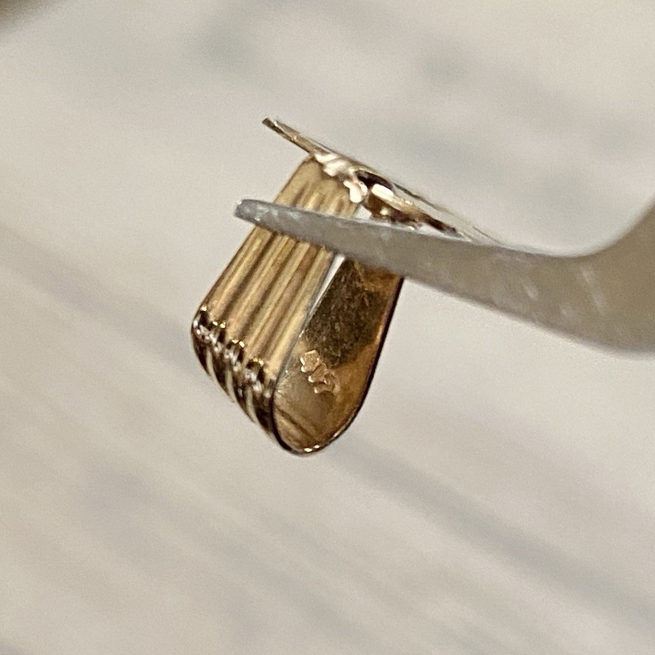 10K Yellow Gold Pendant Diamond Cut Heart Starburst Swirl Motif Dainty 417 1.25g