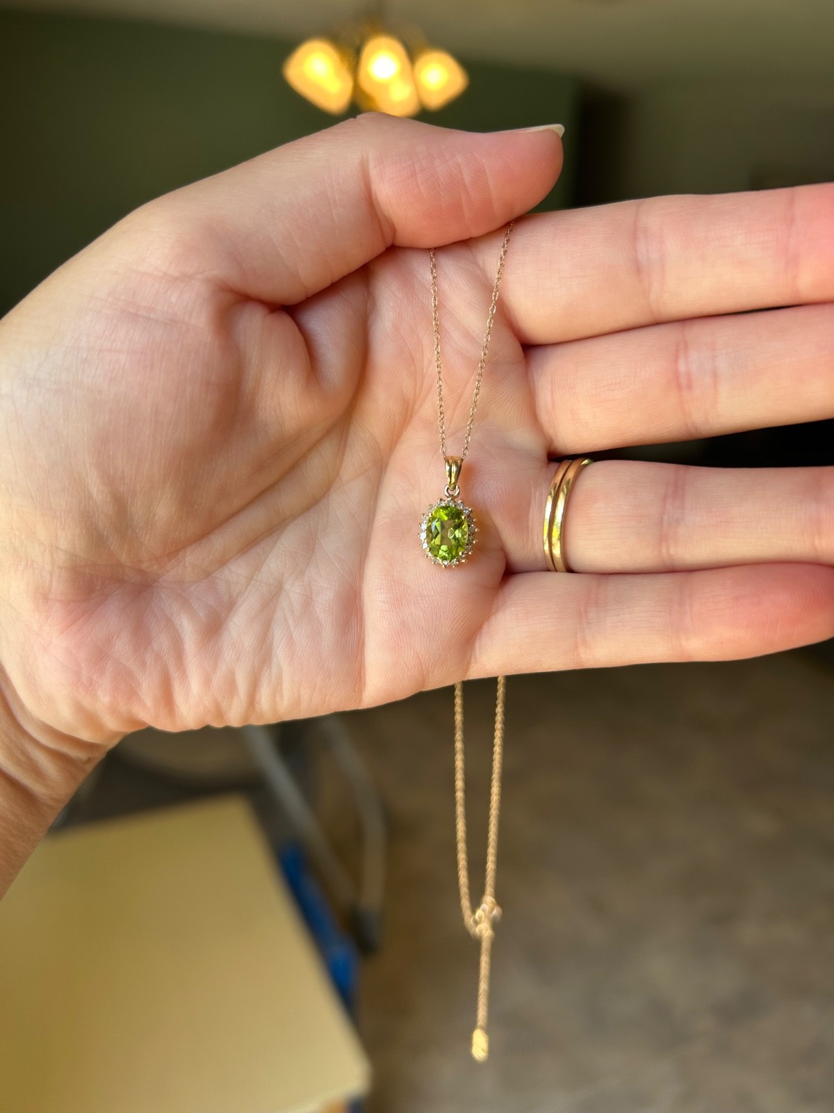 Peridot and diamond necklace solid gold