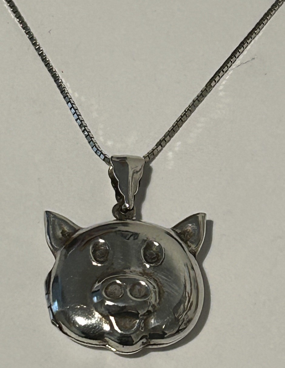 Vintage Sterling Silver Novelty 3D Piggy Photo Locket & Chain (8.85g)