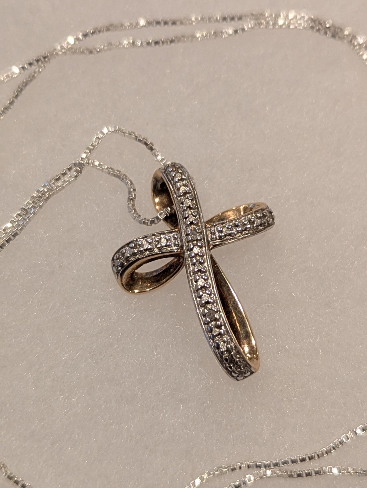 925 Ross Simons Gold Over Sterling Diamond Infinity Cross Pendant 18″ Box Chain