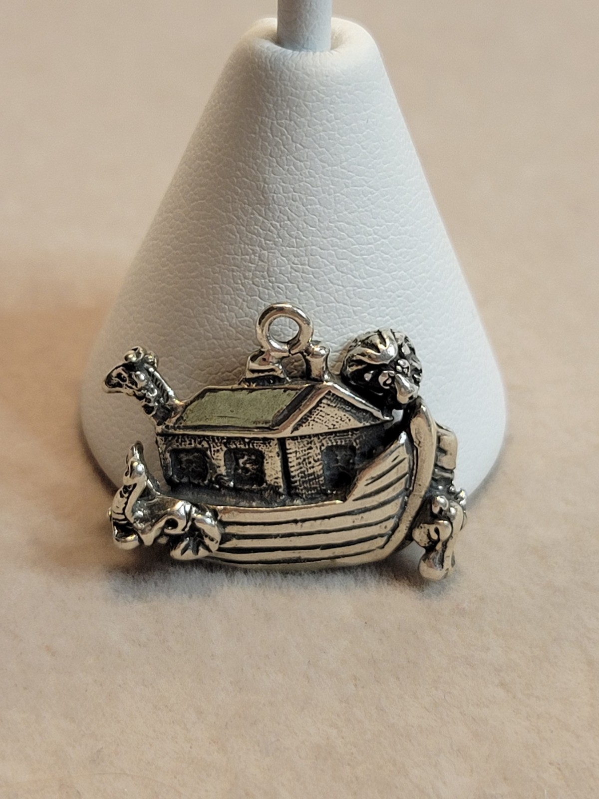 Sterling Silver 925 Noah’s Ark Pendant Animal Hippo Elephant Lion Giraffe Charm