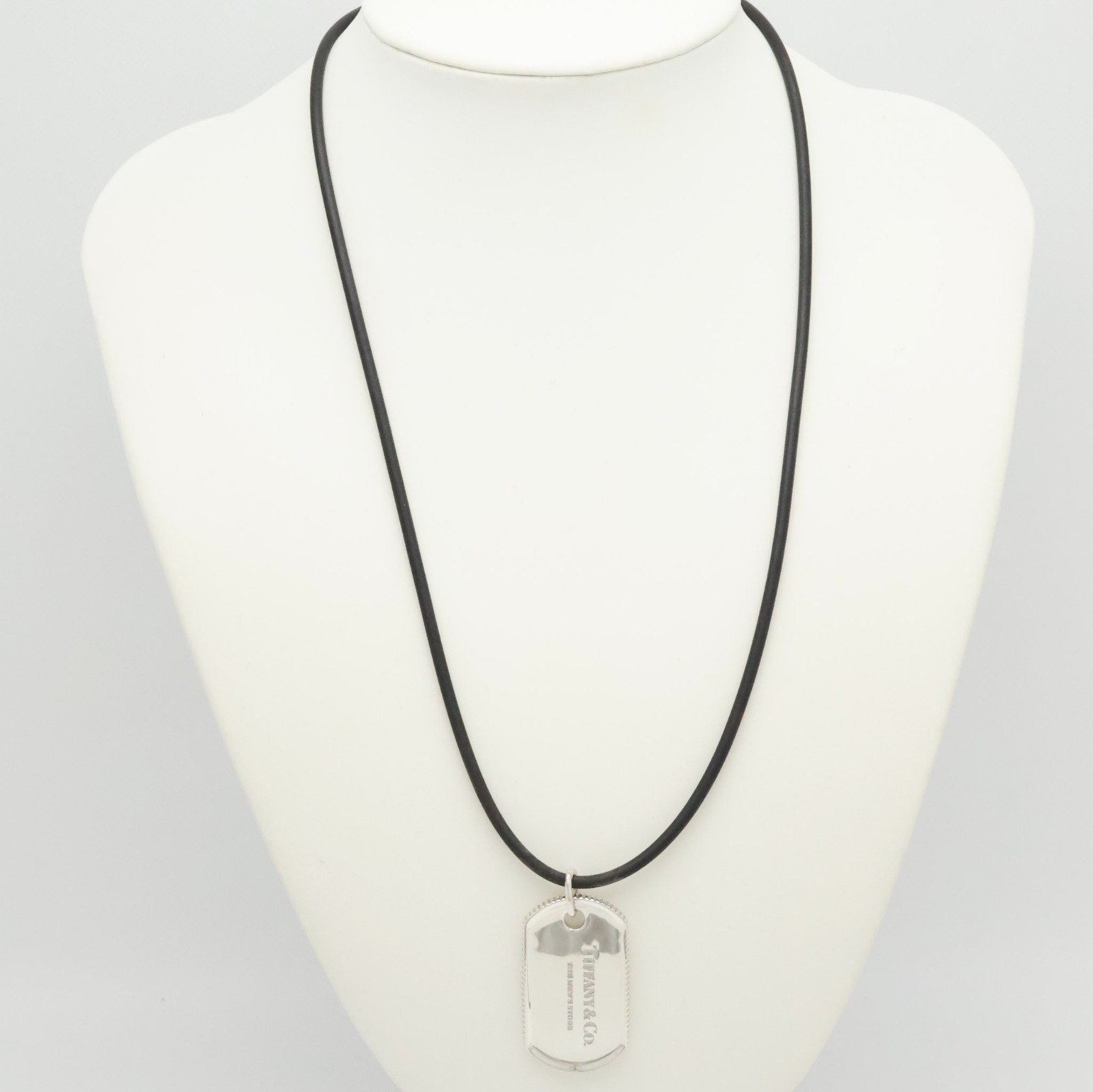 Authentic Tiffany & Co. Coin Edge Dog Tag Rubber Cord Necklace 21.2″ w/Pouch