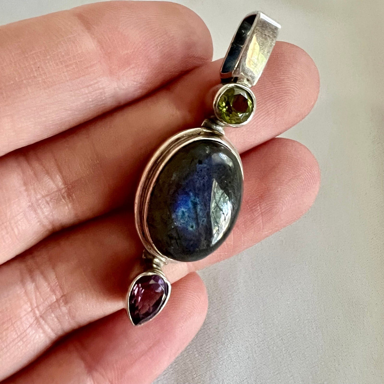 Labradorite Peridot Amethyst Gem Stone Made in India Silver Estate Pendant