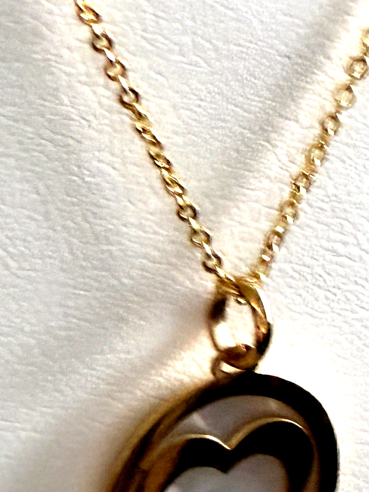ITALIAN GOLD 14K YELLOW GOLD & MOTHER-OF-PEARL HEART PENDANT + CHAIN (M4971G-62)