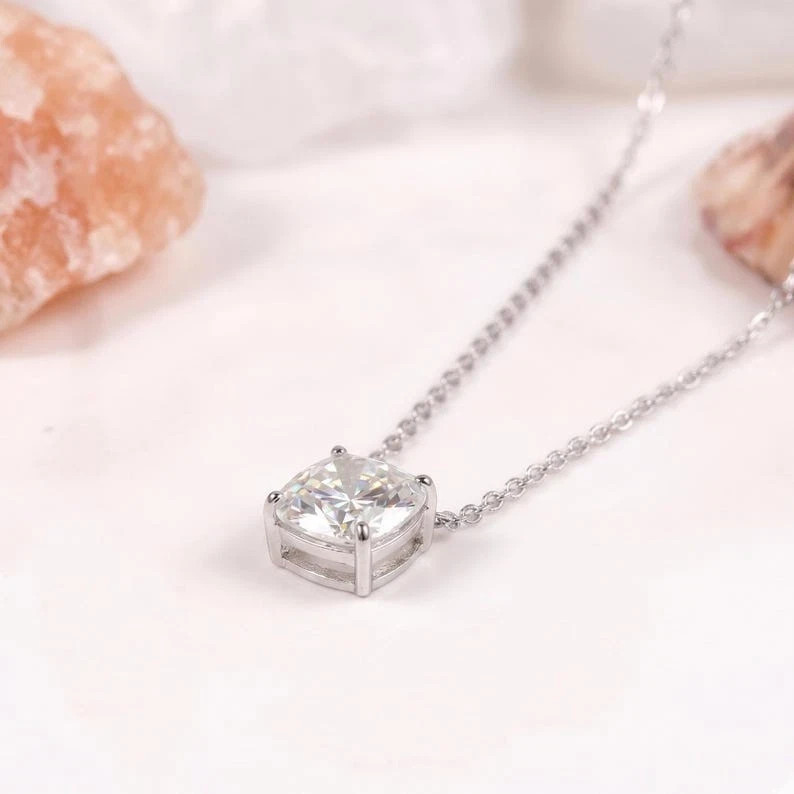 1Ct Cushion Cut Lab Created Moissanite Solitaire Pendant Necklace 18″ 925 Silver