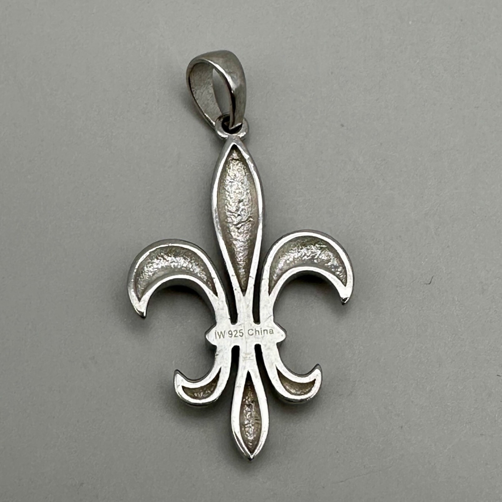 Fleur-De-Lis Pendant For Necklace Unisex Jewelry 925 Signed IW Sterling Silver