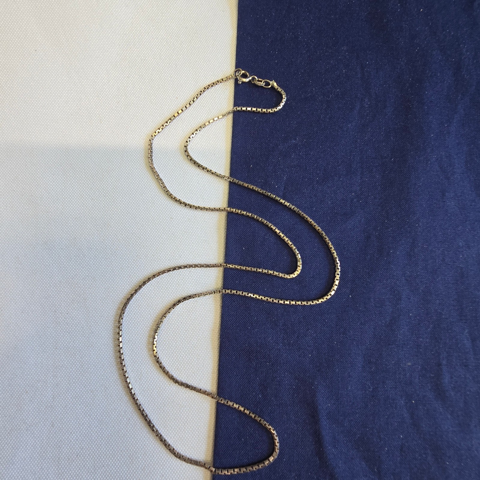 Sterling Silver Necklace 6.72g Fine Jewelry 23.5″ Box Chain Spring Ring