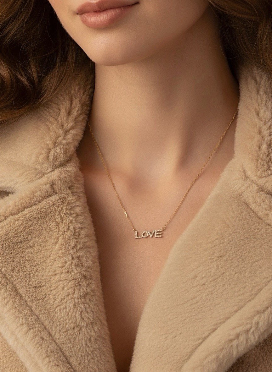 18K Solid Gold LOVE Pendant Diamond Necklace Women F Color SI2 Minimalist