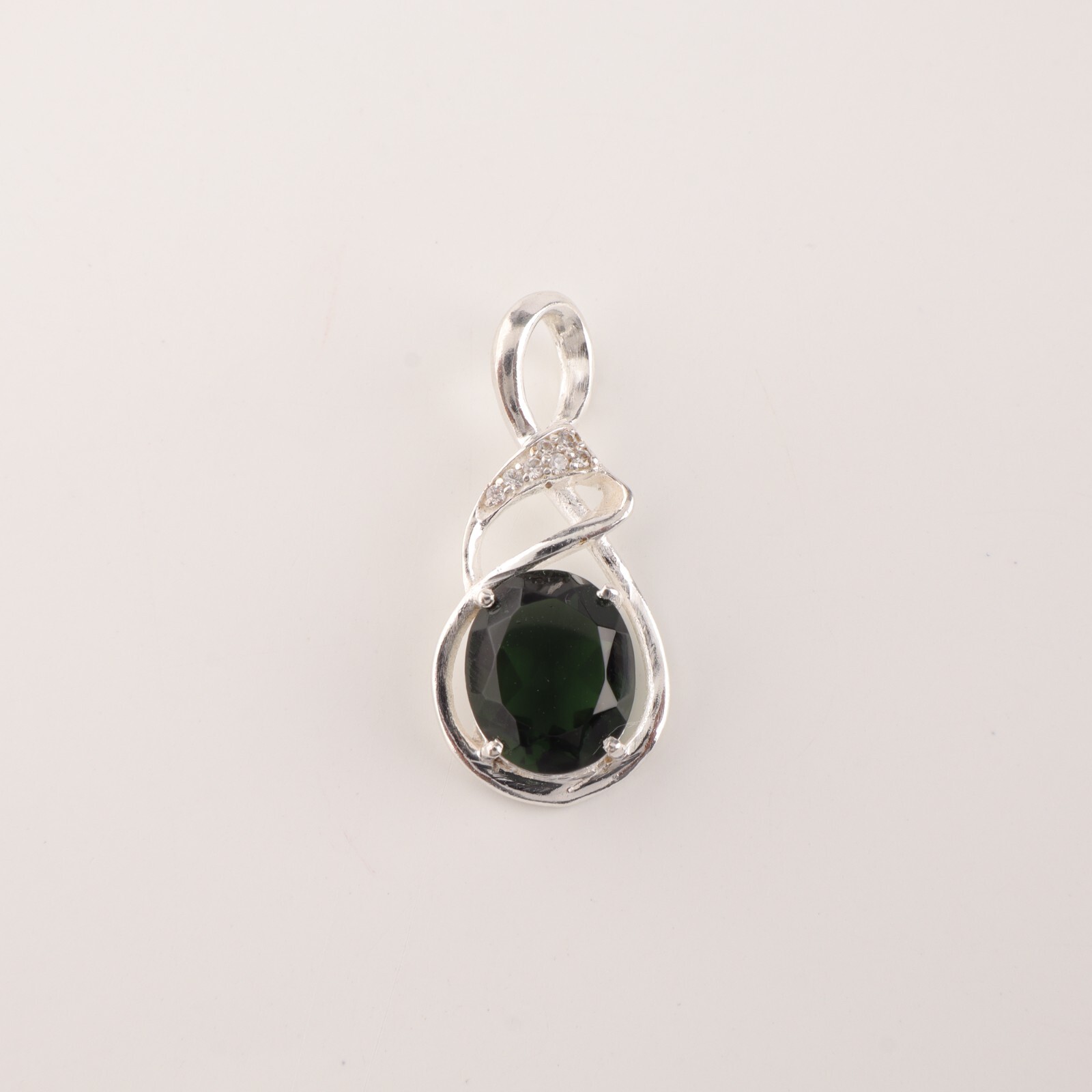 Green Tourmaline Gemstone 925 Sterling Silver Jewelry Zircon Chain Pendant1.22″