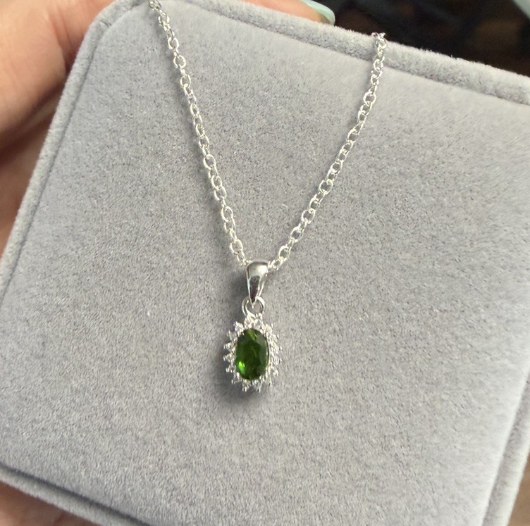 Stunning Natural Chrome Diopside w/Halo Pendant Necklace 925 Sterling Silver 18”