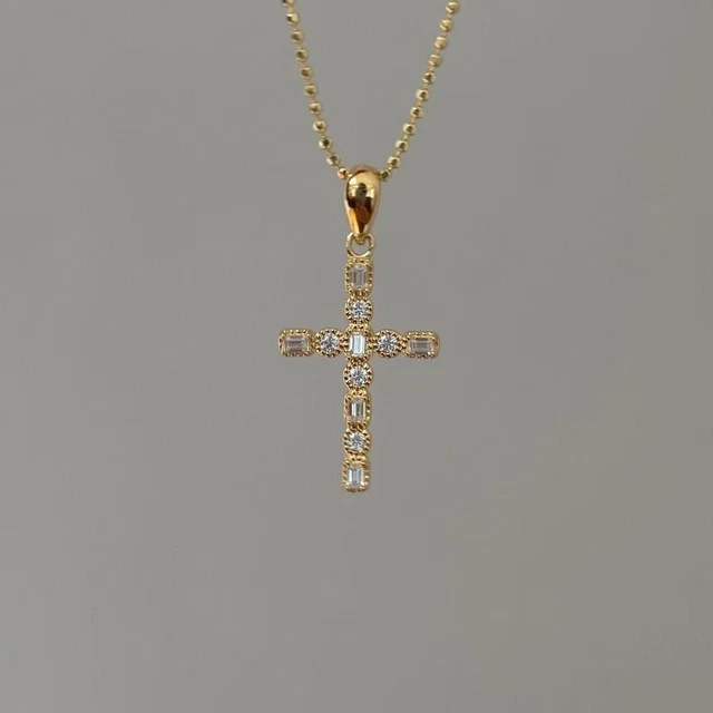 1.50Ct Round Cut Lab Created Diamond Criss Coss Pendant 14k Yellow Gold Plated