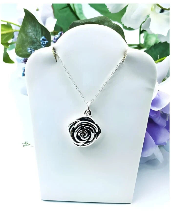 925 Lightweight Silver Rose Flower Pendant – Chain Sold Separate 1522