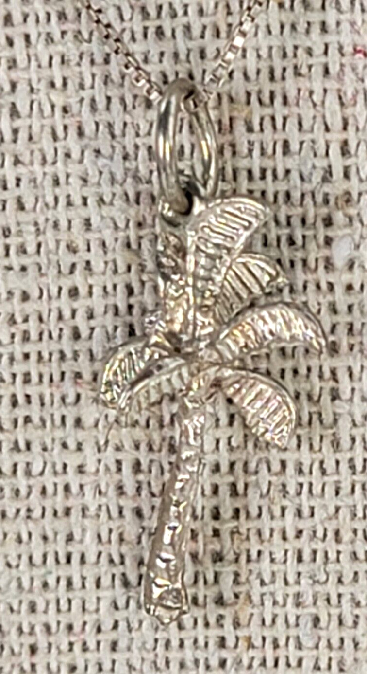 Italy 925 Sterling Silver Palm Tree Pendant Necklace 16 in Spring Ring Clasp