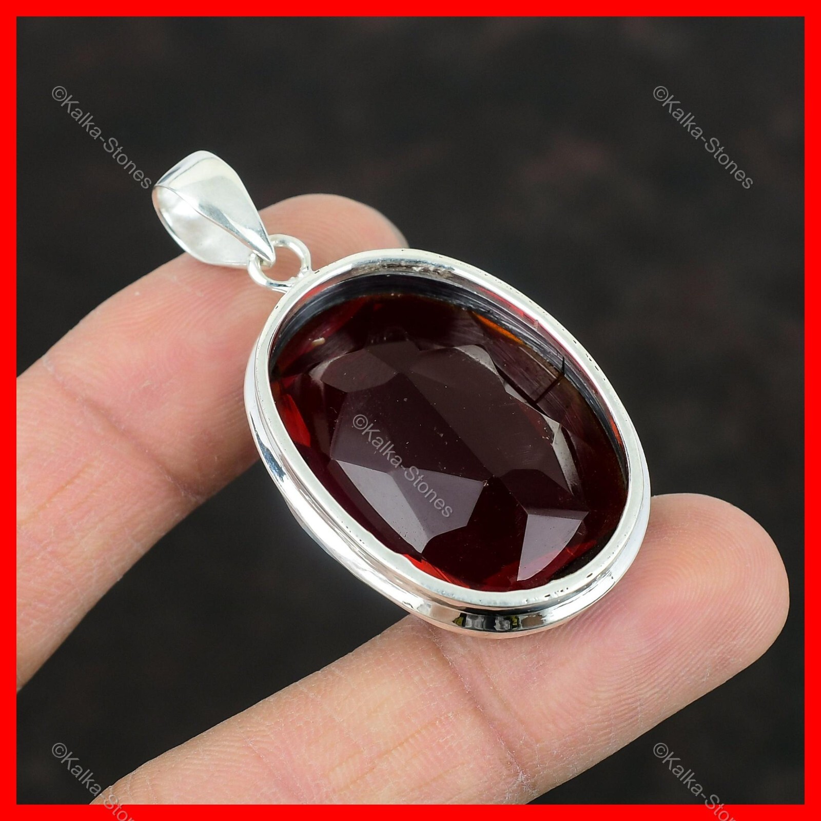 Black Friday Sale Oval Natural Mozambique Garnet Wife Pendant Jewelry 925 Silver