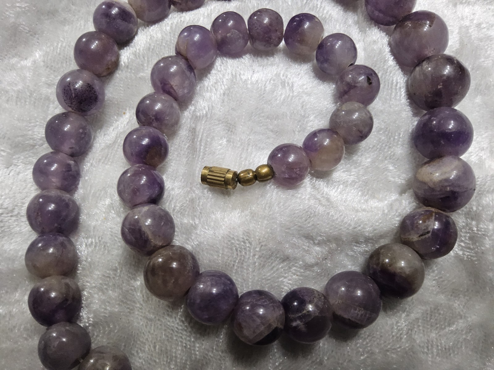 Vintage Raw Amethyst Beaded Barrel Clasp Necklace 16in