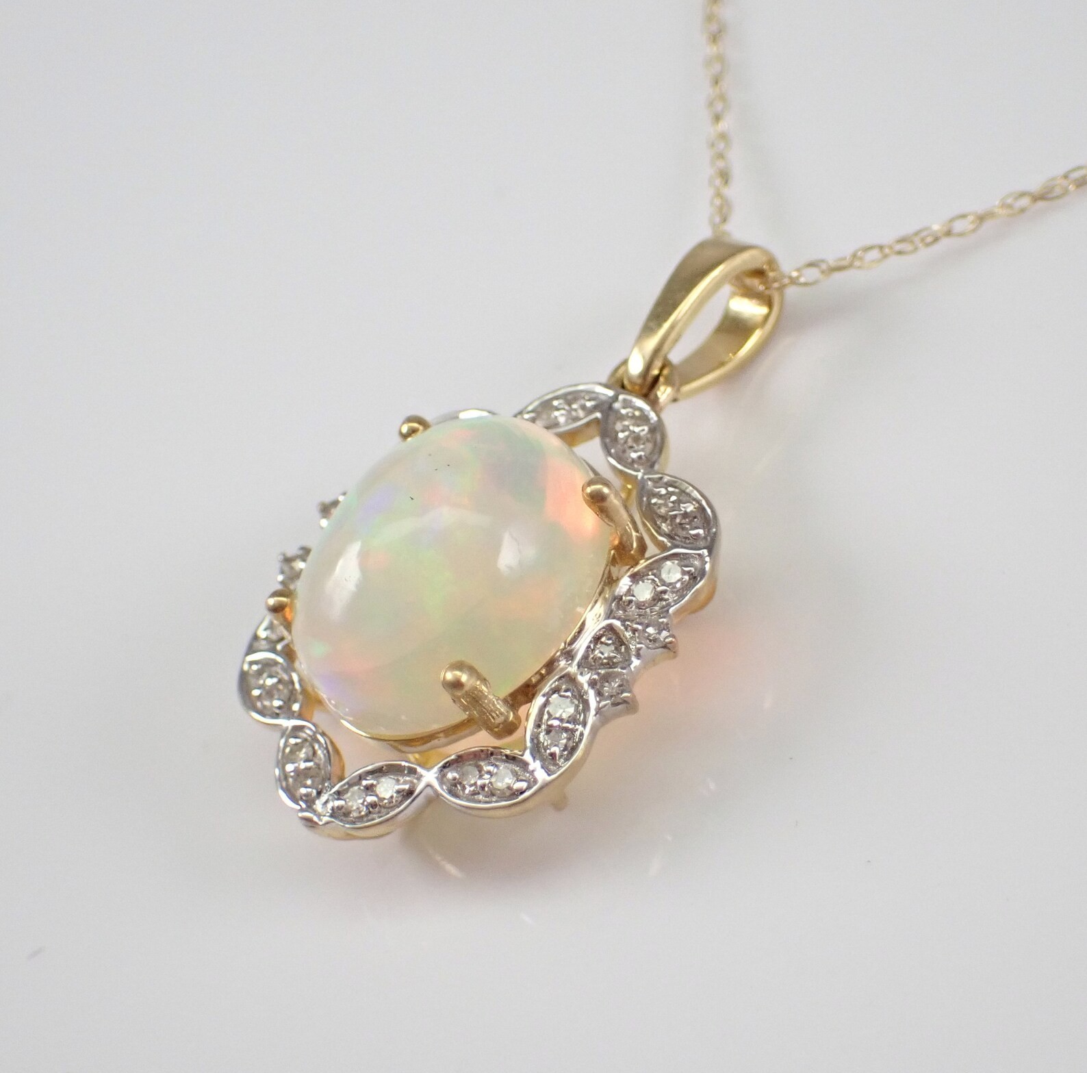 2 Ct Oval Cut Lab Created Fire Opal Halo Pendant Necklace 14K Yellow Gold Plated