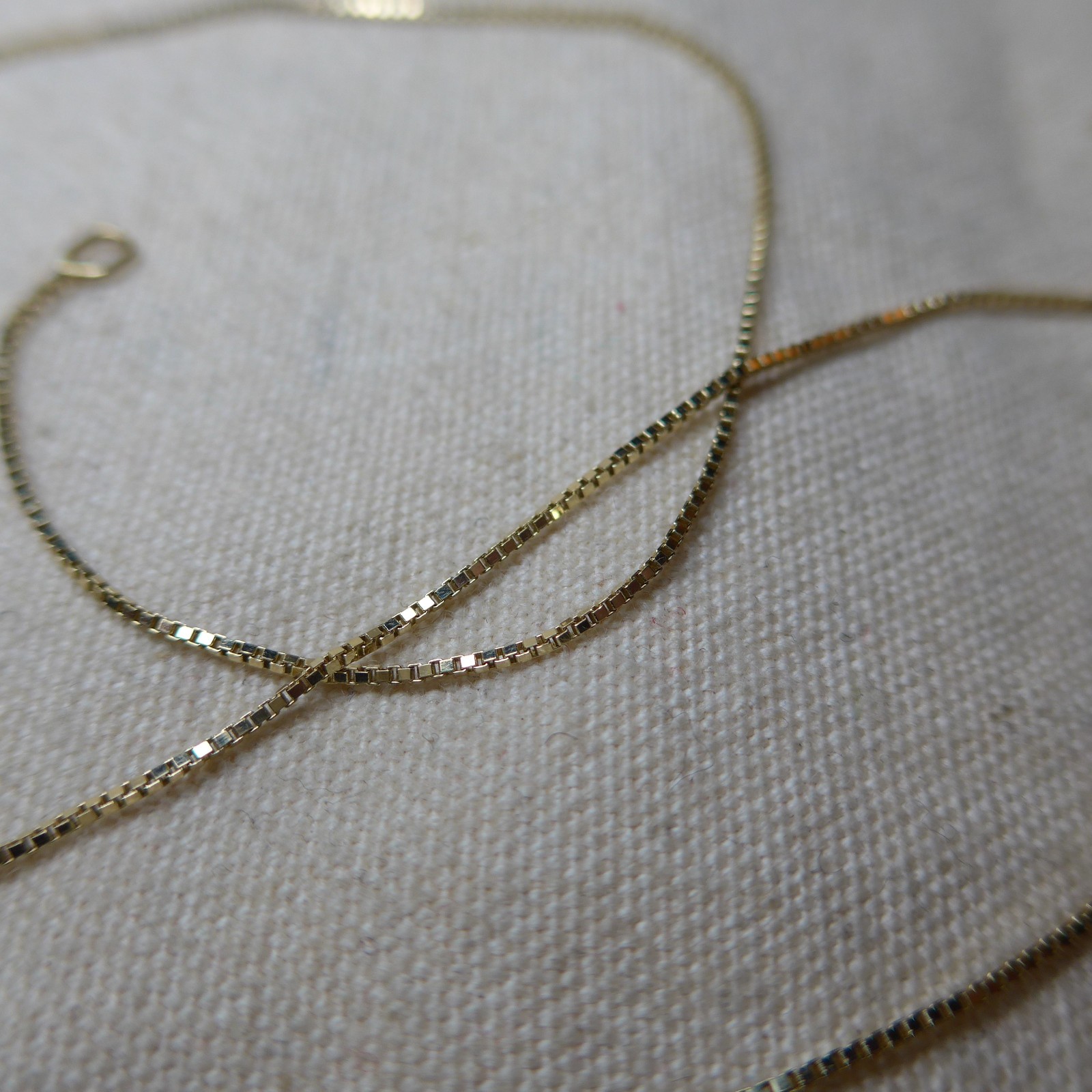 14k Yellow Gold Petite Thin BOX Necklace Chain 18″ AU PERU