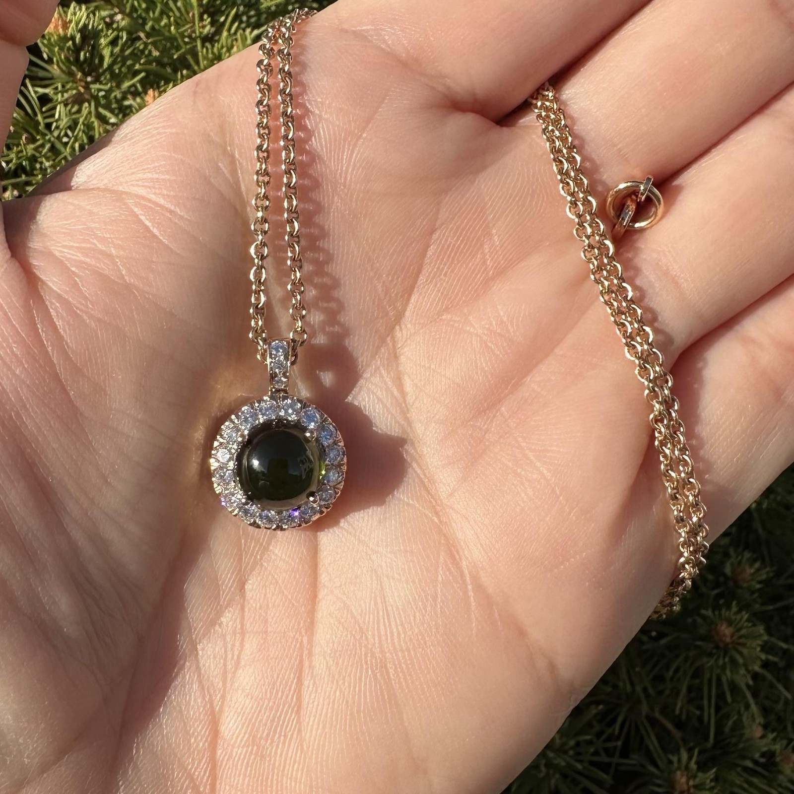 Rosy Yellow Gold High Quality Green Tourmaline Diamond Halo Pendant Necklace