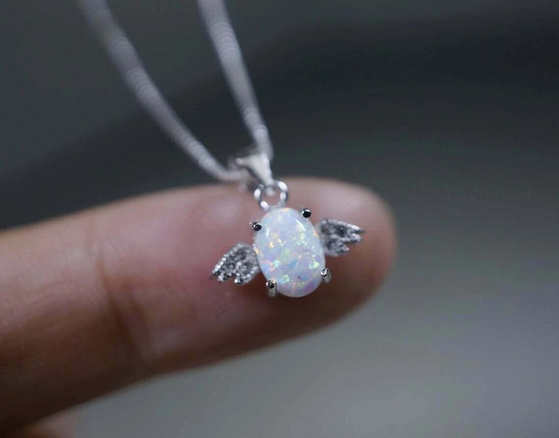 1.50Ct Oval Cut Fire Opal Diamond Solitaire Pendant 14K White Gold Finish Chain
