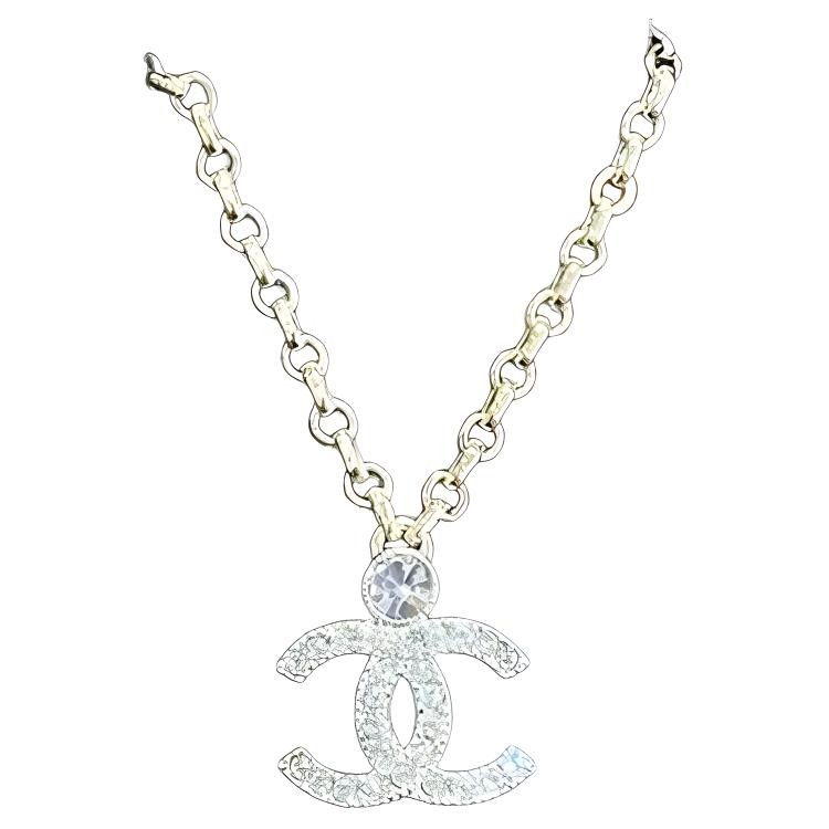CHANEL Glass Rhinestone Metal Necklaces Womens Silver 15.0-17.3in