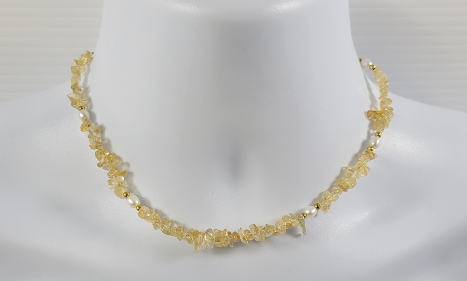 *B3) Citrine Chip and Pearl 16.5″ Beach Necklace