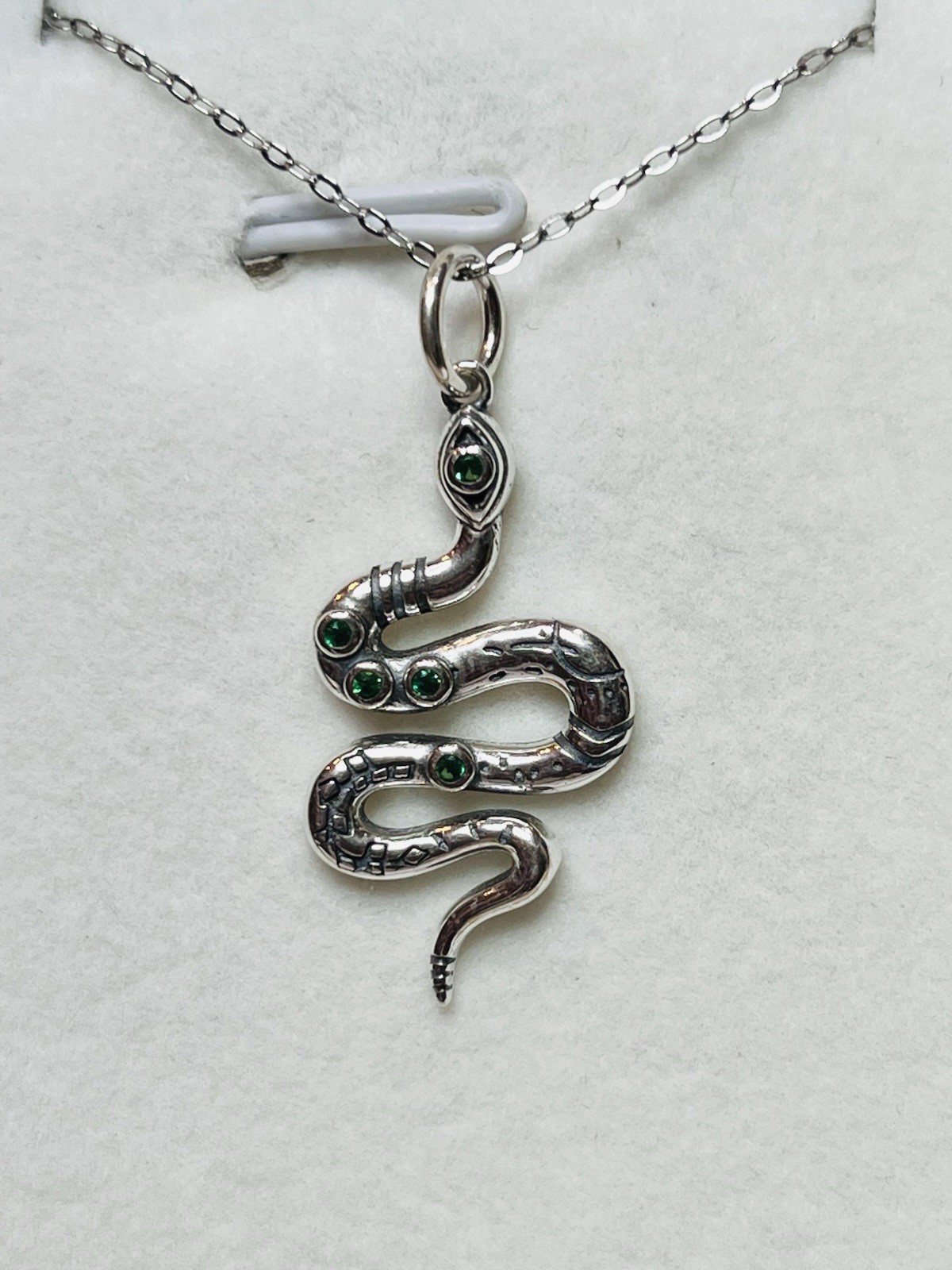 Real 925 Sterling Silver Green Crystal Rattle Snake Pendant Necklace